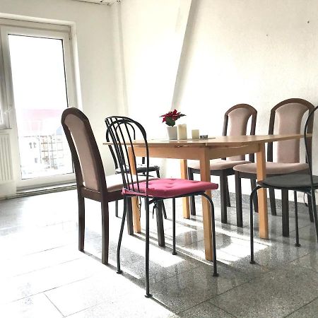 #World Monteurzimmer Шкойдиц Екстериор снимка