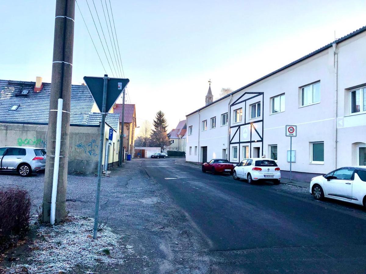 #World Monteurzimmer Шкойдиц Екстериор снимка